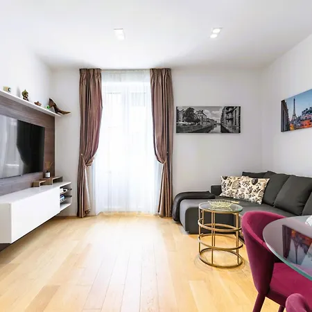 Eva Luxury Two Bedrooms Apartment & Bacvice Beach Split Exterior photo