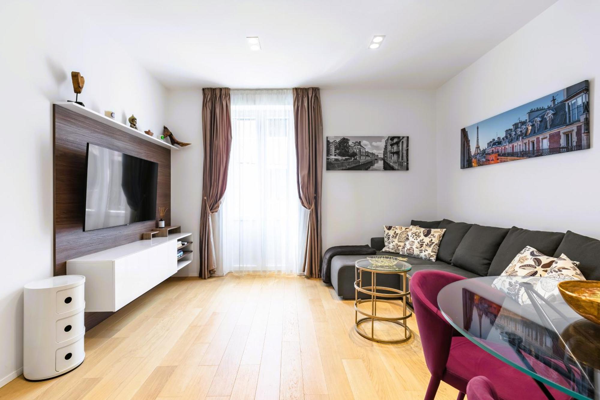 Eva Luxury Two Bedrooms & Bacvice Apartma *