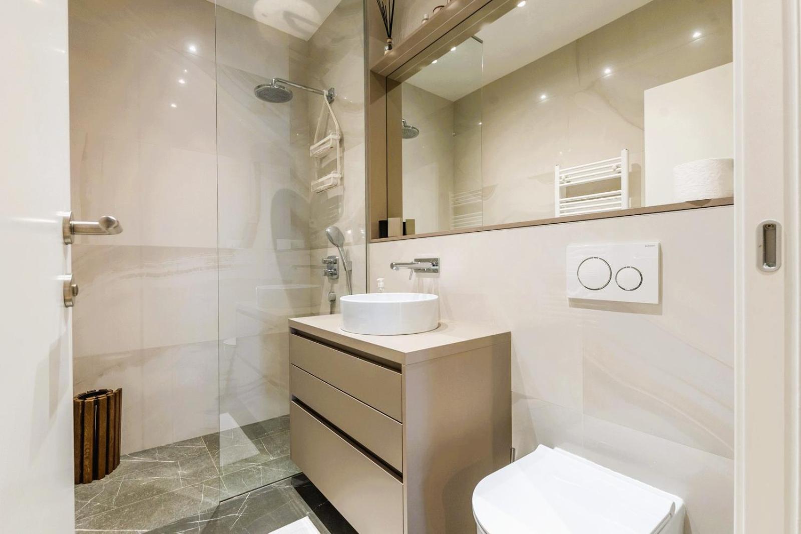 Eva Luxury Two Bedrooms & Bacvice Apartma